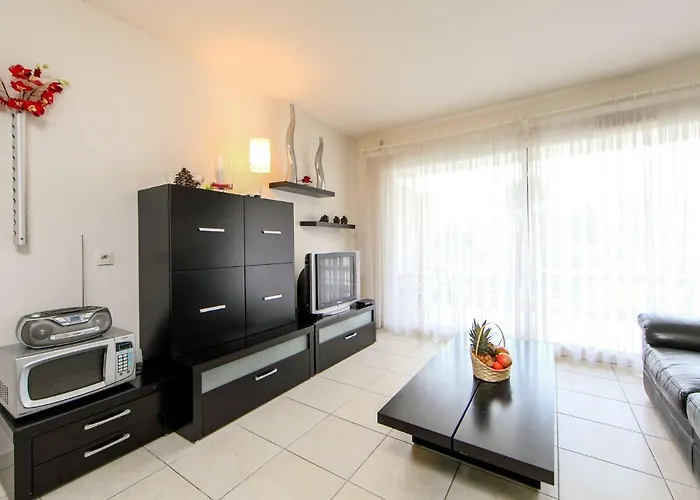 Casta Diva-1 By Interhome Cannes