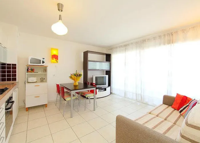 Casta Diva-1 By Interhome