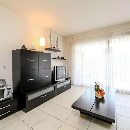 Casta Diva-1 By Interhome Cannes